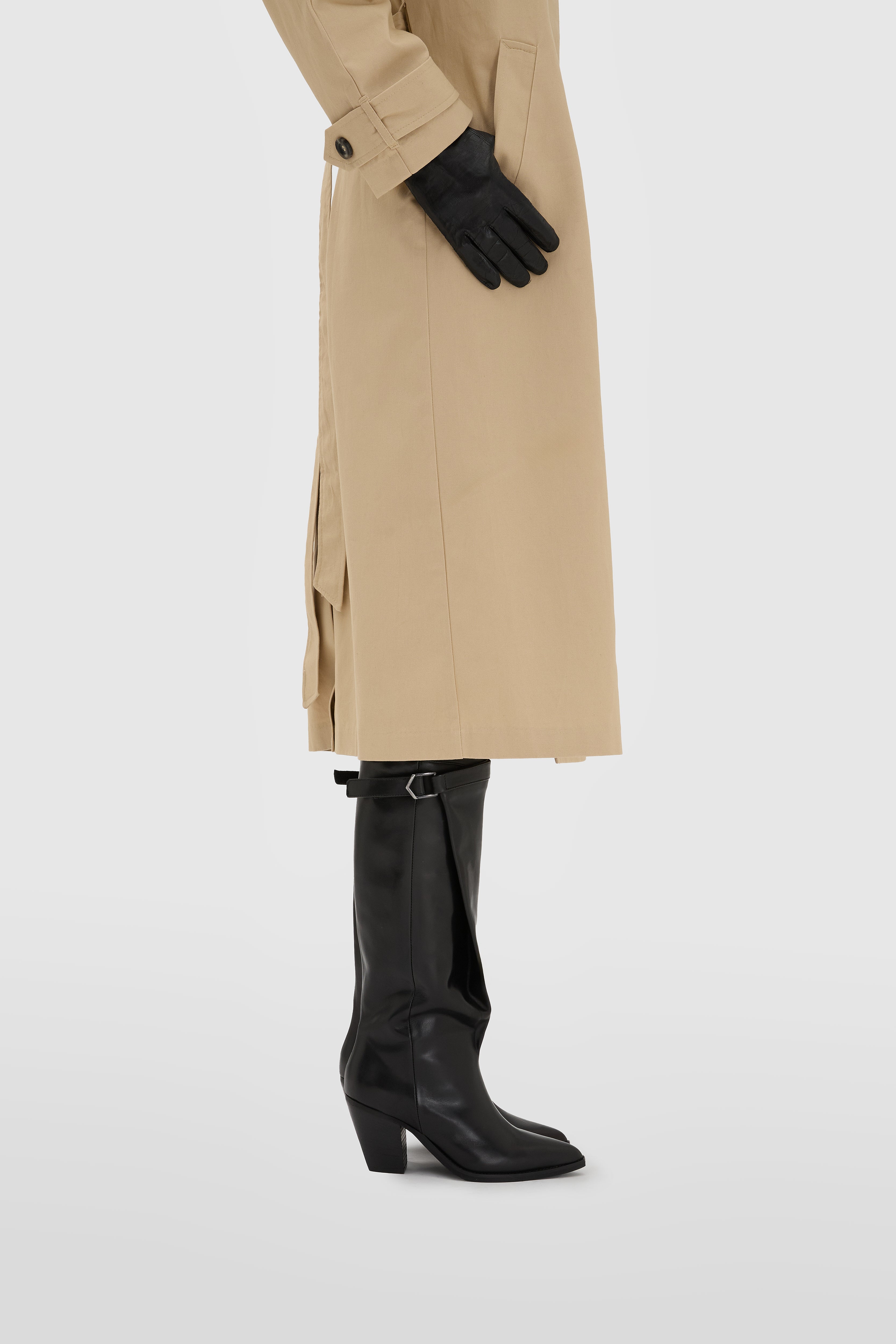 Botte en veau noir avec pli et bride sur talon de 85 mm