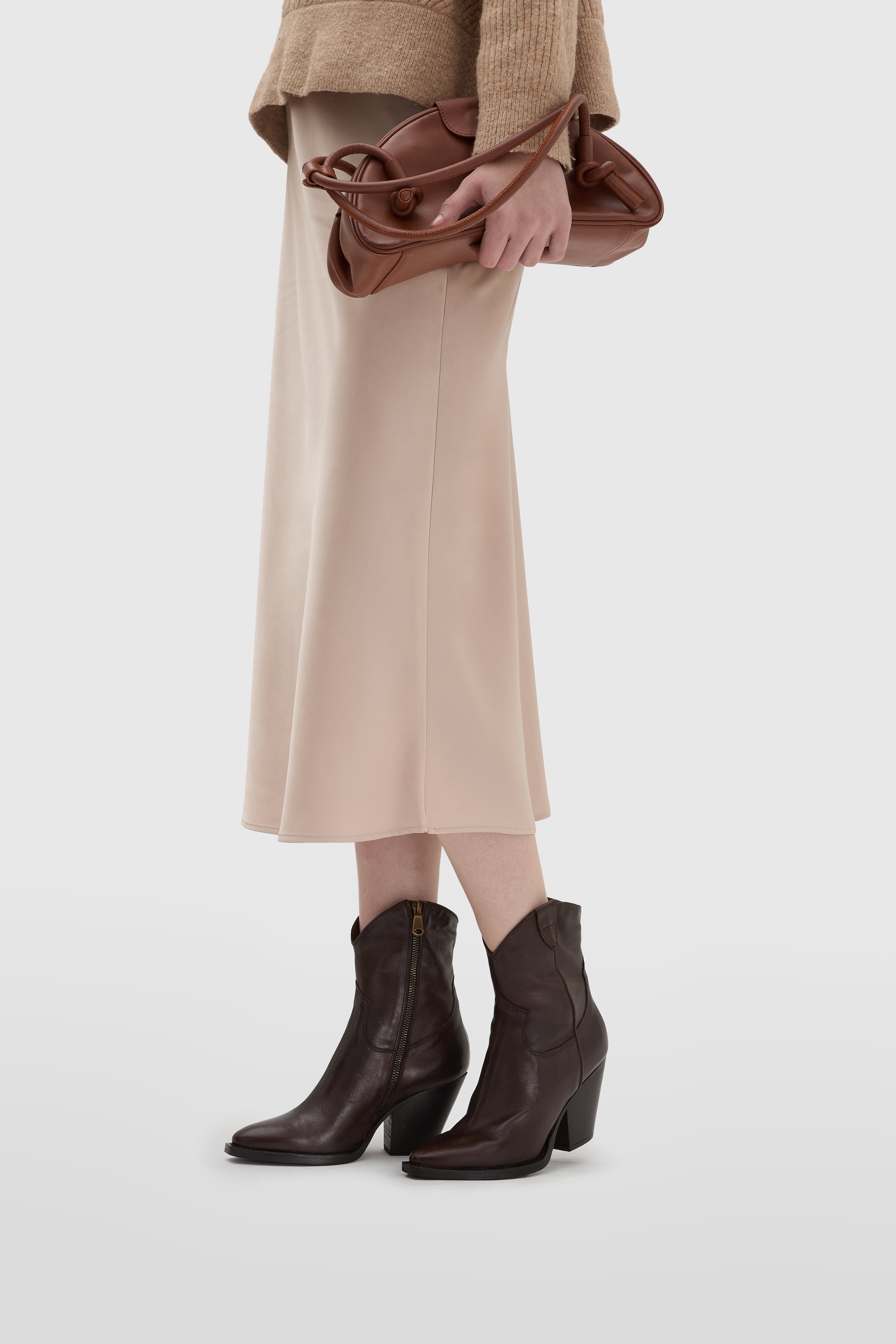 Western ankle boot in dark brown calfskin semi-tube