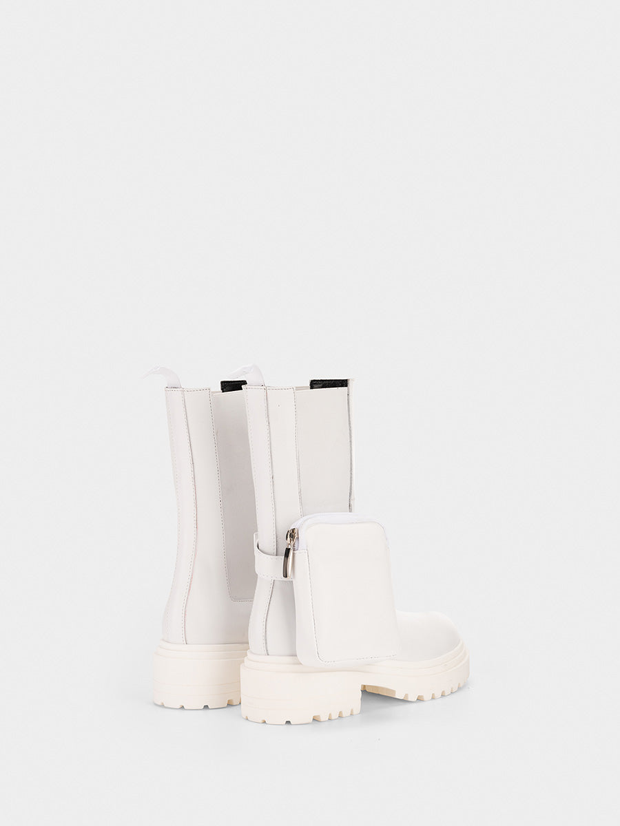 White leather ankle boot with small bag