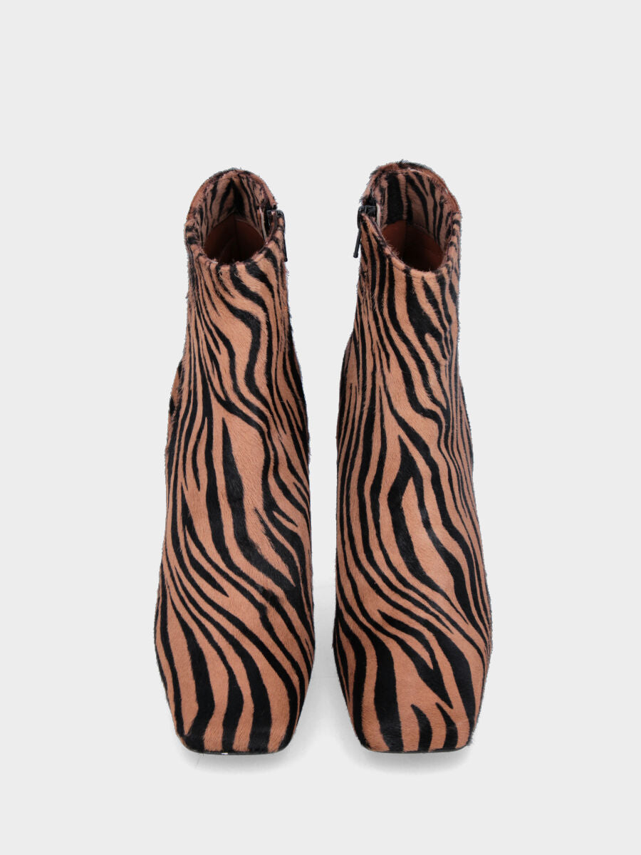 Animal print leather ankle boot with square toe