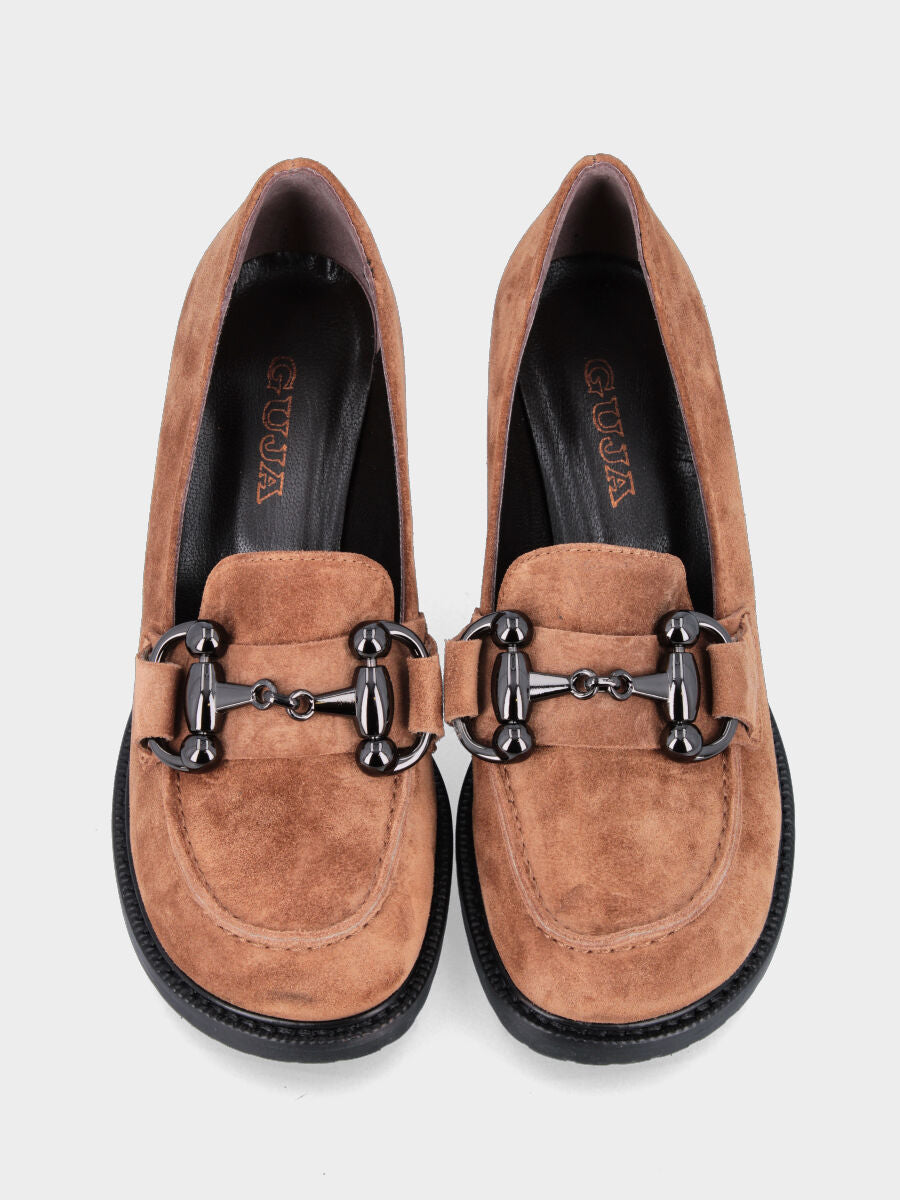 Mocassino marrone in pelle con tacco scampanato e plateau