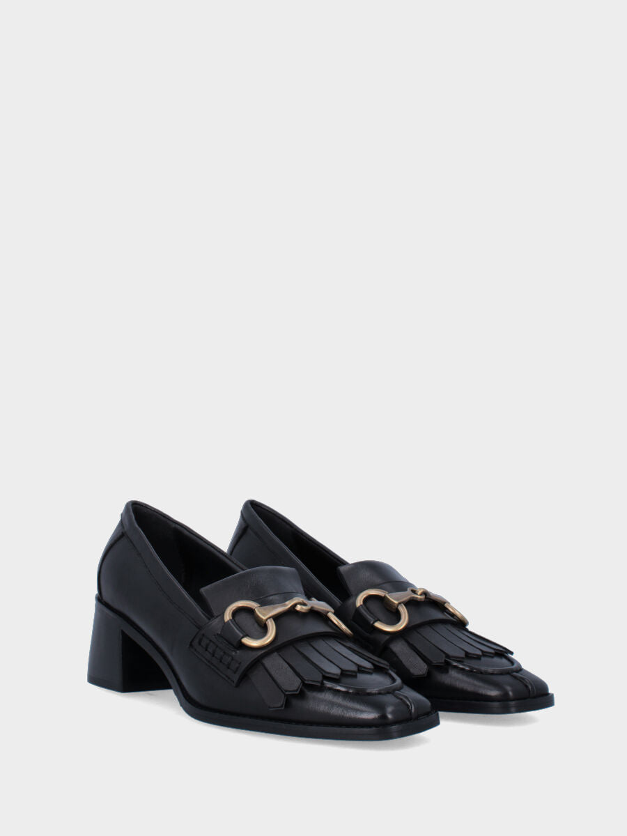 Mocassin noir en cuir avec morsetto et franges