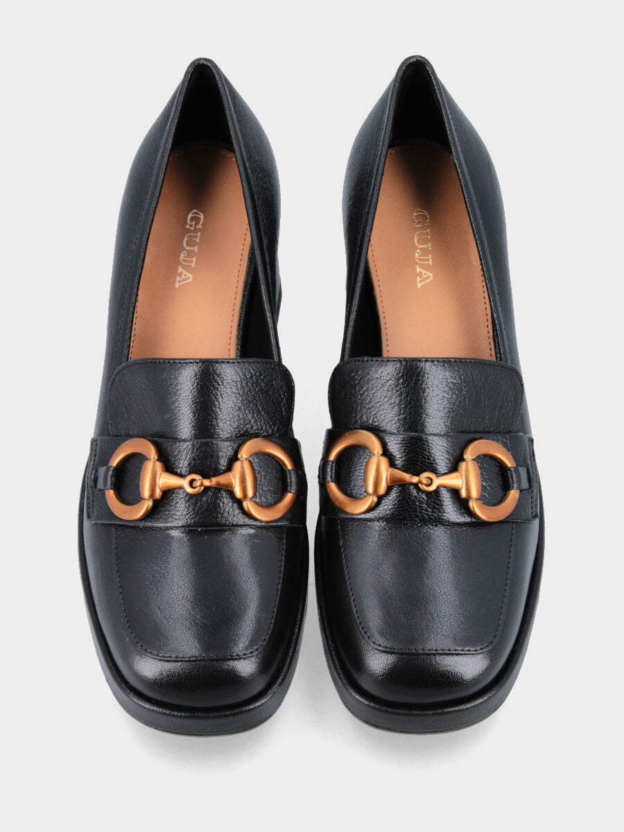 Mocassin noir en cuir avec bout carré arrondi