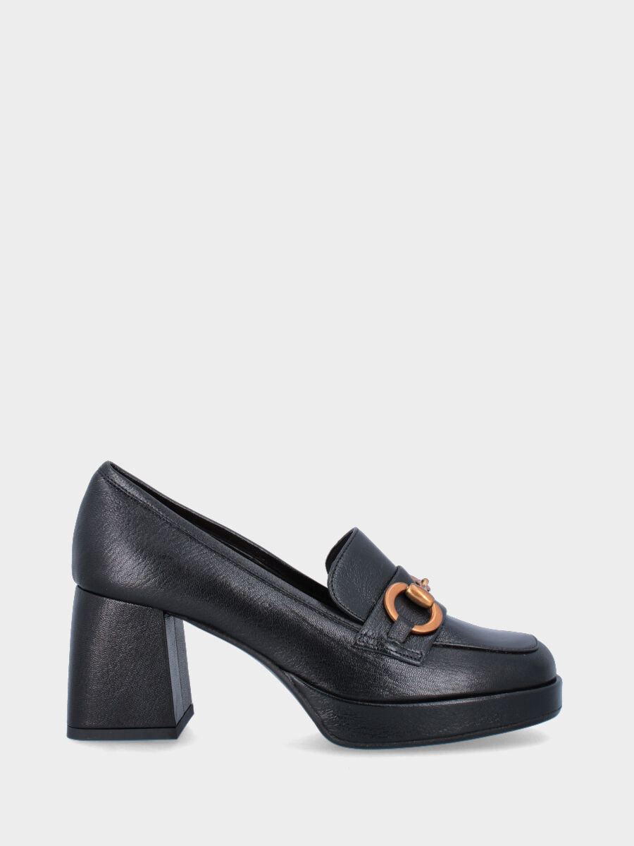 Mocassin noir en cuir avec bout carré arrondi