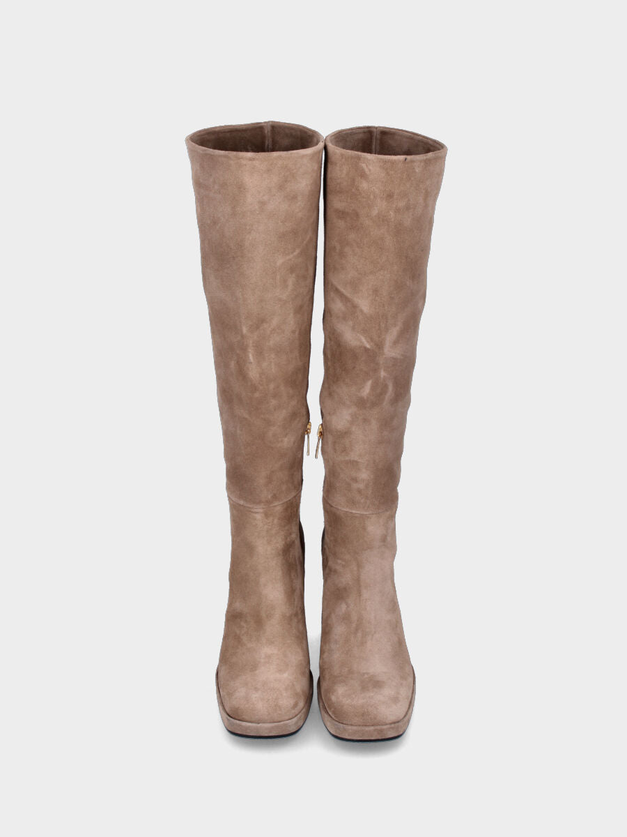 Beiger Lederstiefel mit abgerundeter quadratischer Spitze und Plateauabsatz