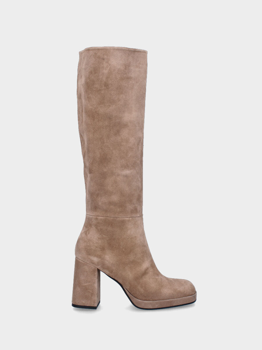 Beiger Lederstiefel mit abgerundeter quadratischer Spitze und Plateauabsatz
