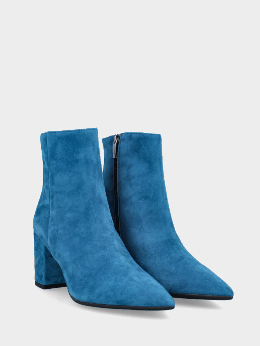 Stivaletto blu in pelle con punta sfilata e tacco foderato