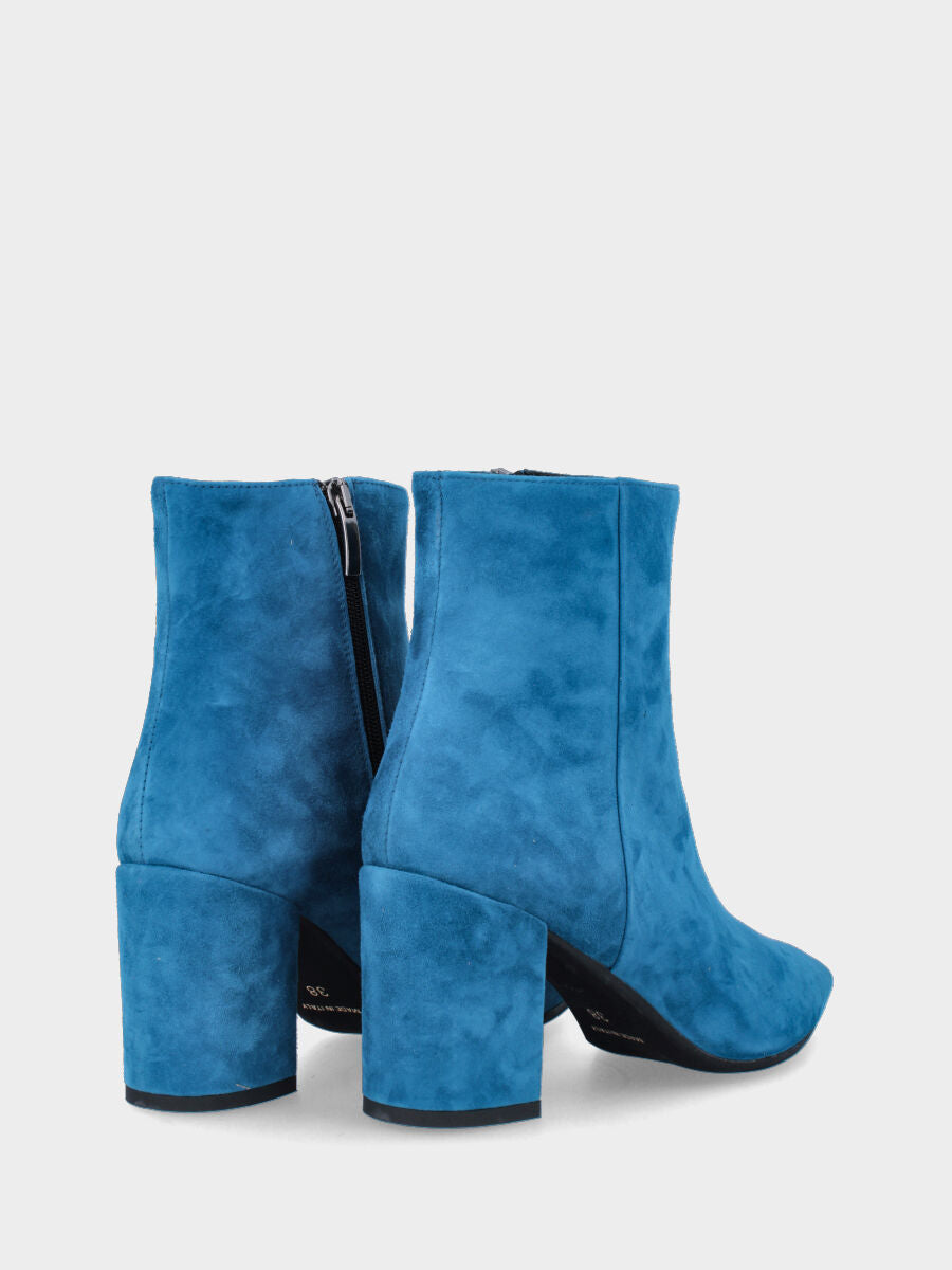 Stivaletto blu in pelle con punta sfilata e tacco foderato