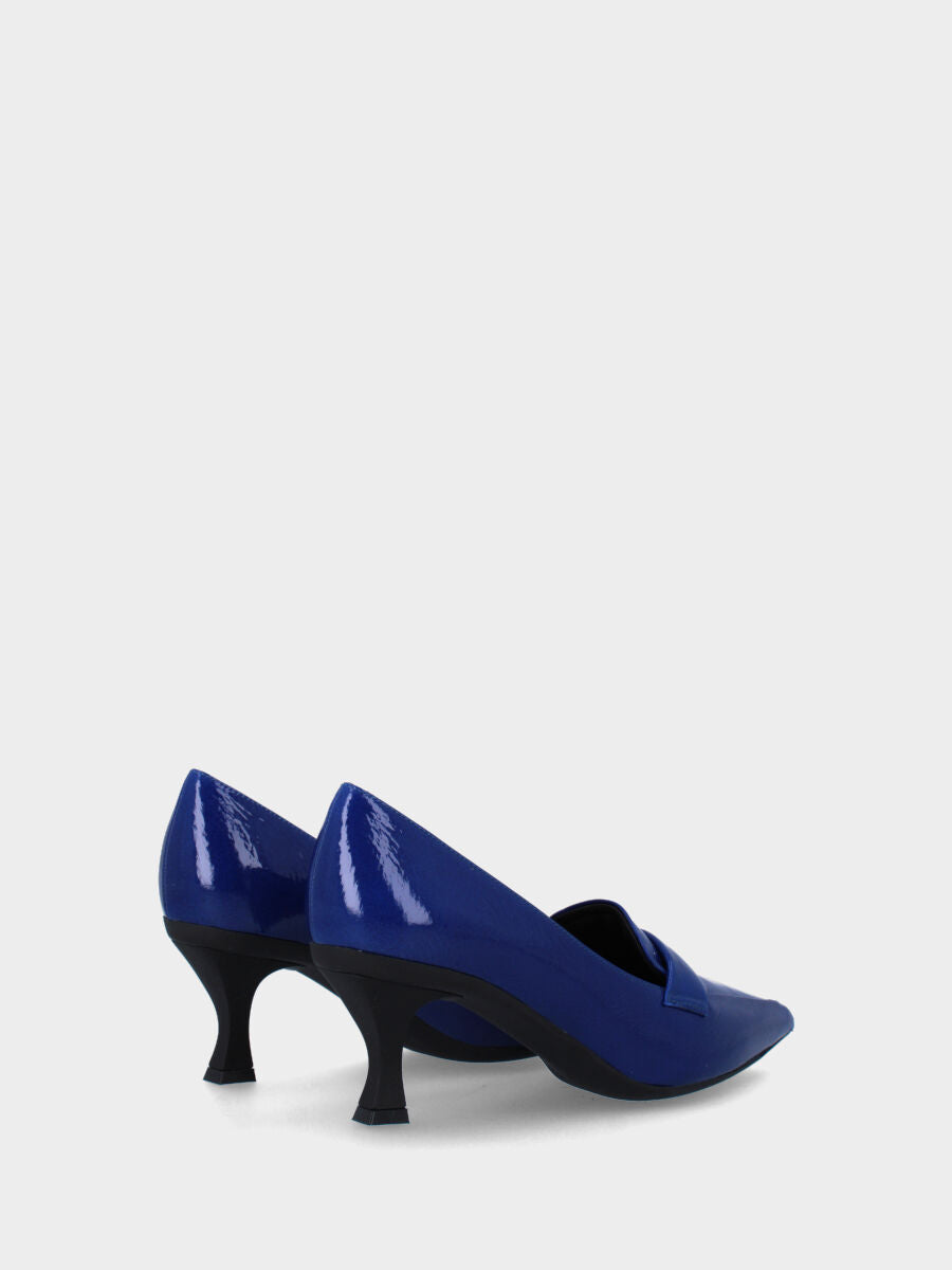 Mocassino blu in pelle con tacco a rocchetto