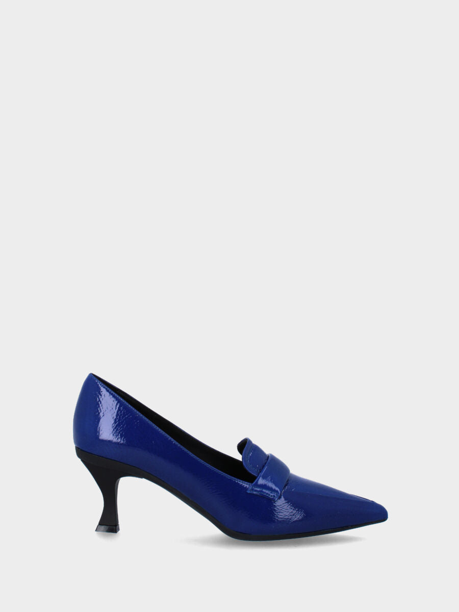 Mocassino blu in pelle con tacco a rocchetto