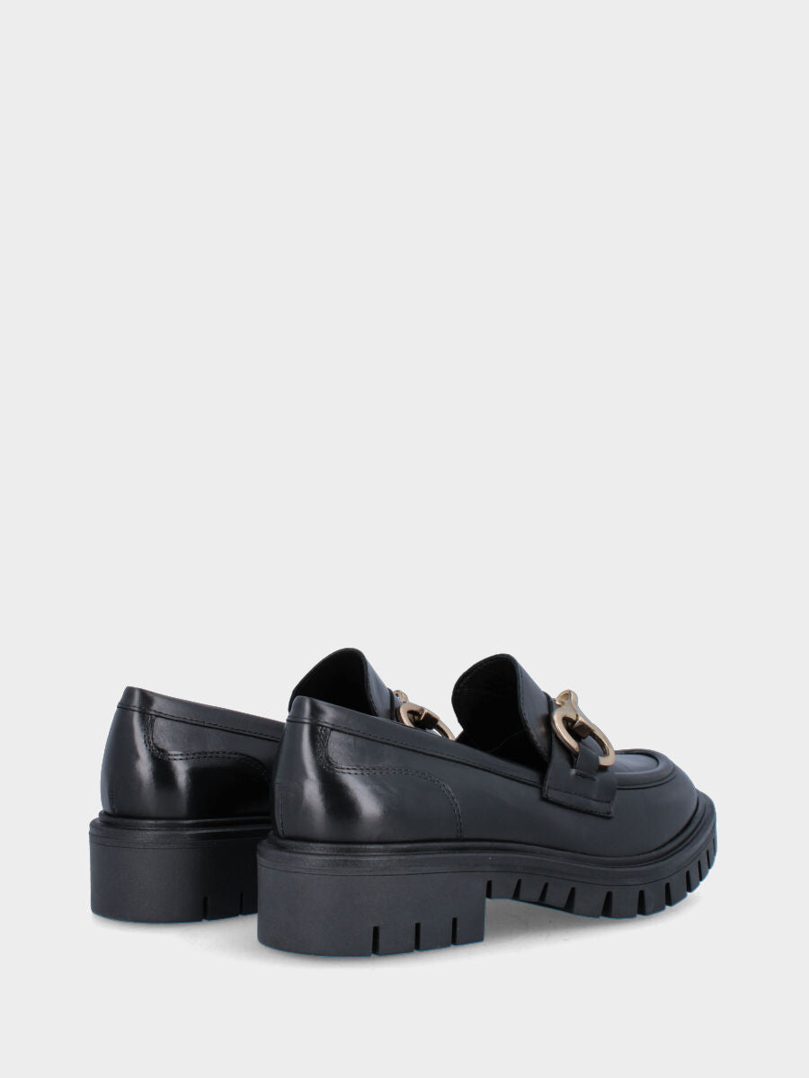 Mocassino nero in pelle con maxi suola track