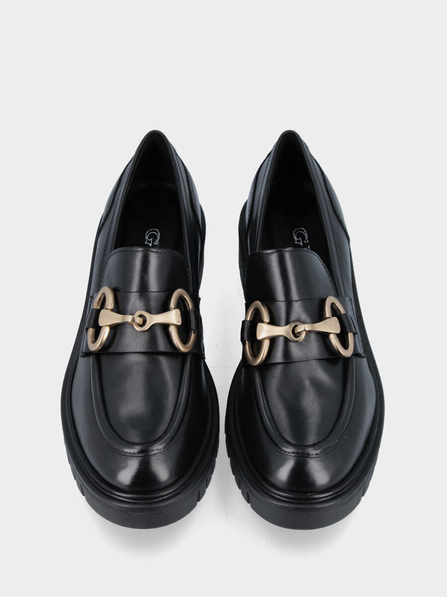 Mocassino nero in pelle con maxi suola track