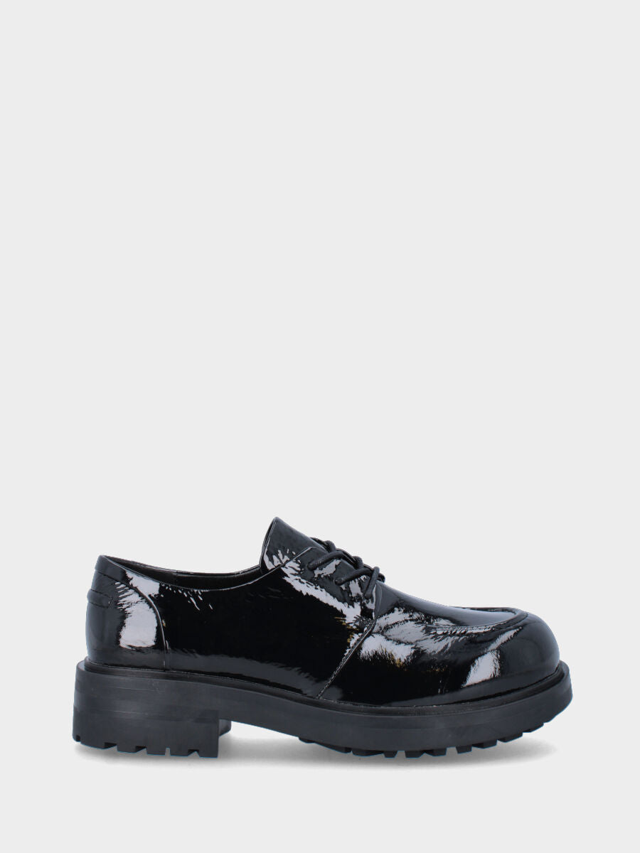 Stringata nera in pelle con suola track