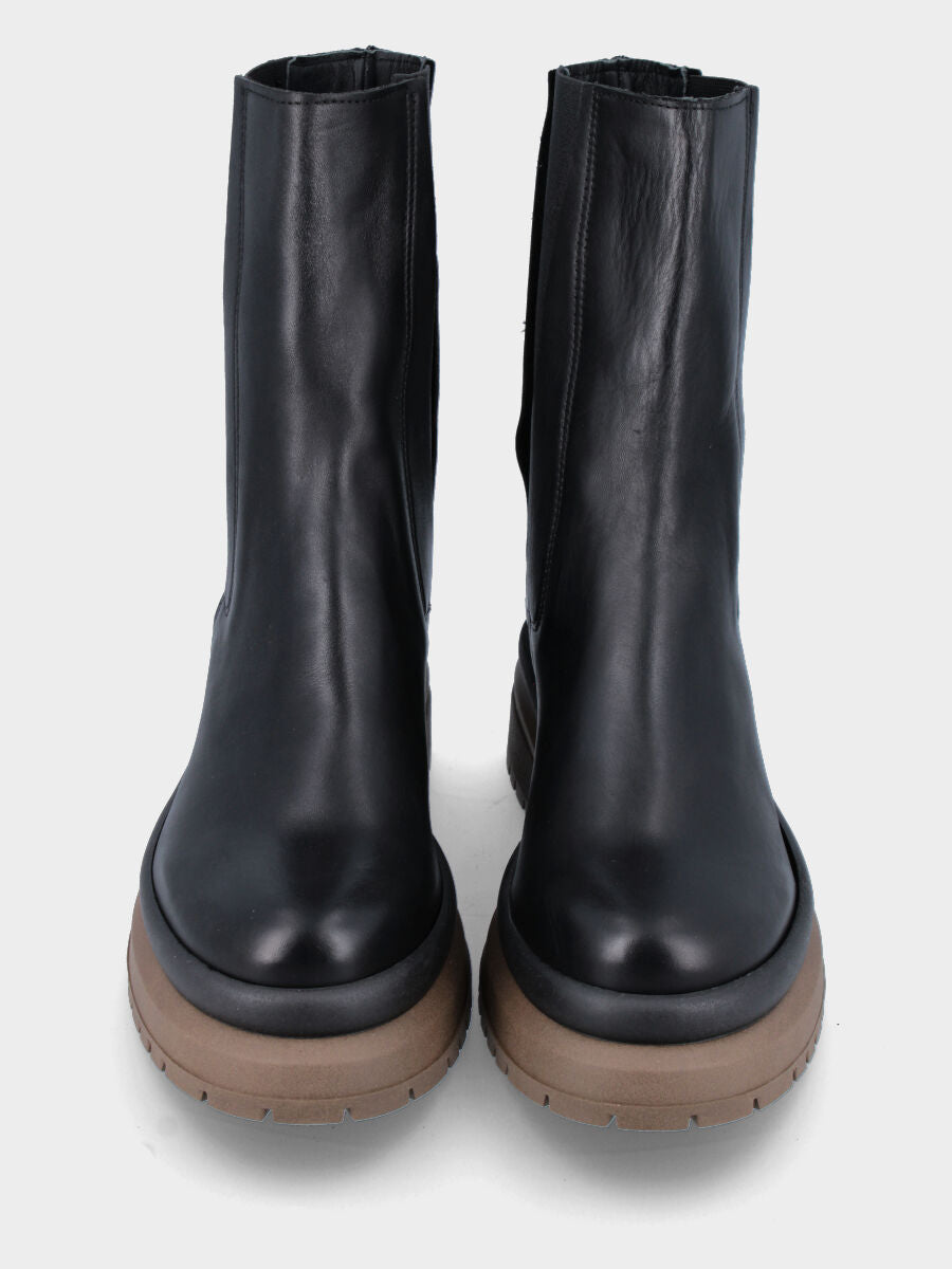 Black leather ankle boot with covered elastics and rubber welt