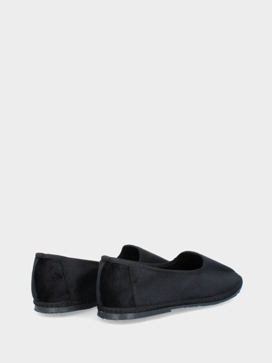 Black Friulana in fabric with tone-on-tone trims