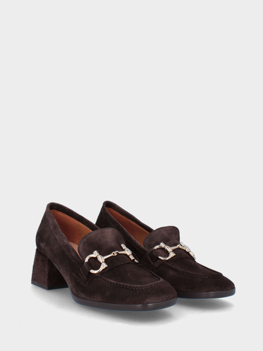 Mocassin marron en cuir avec bout carré arrondi