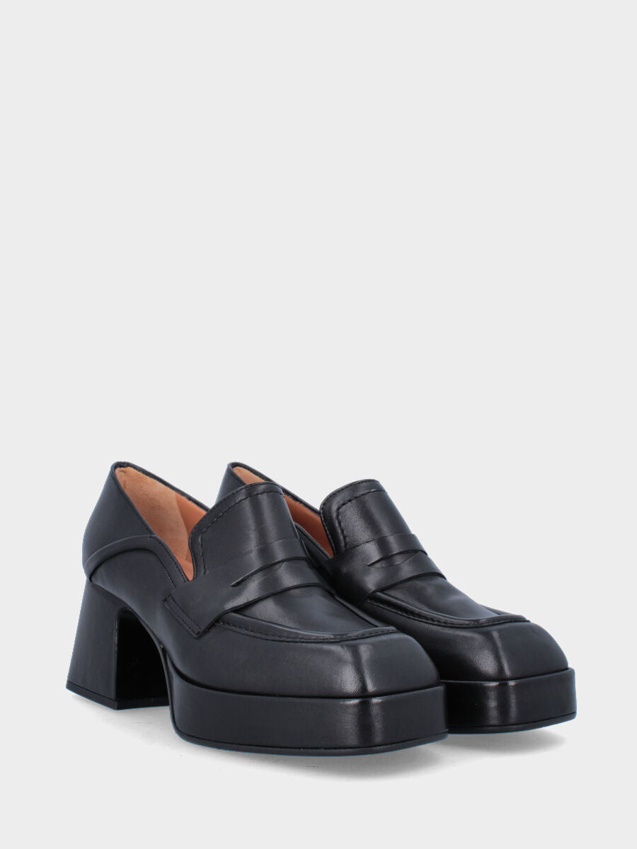 Mocassin noir en cuir avec plateforme et talon doublés