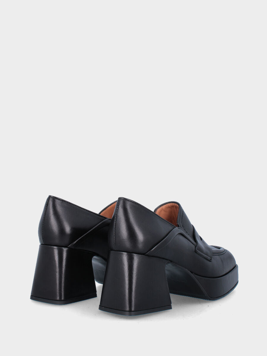 Mocassin noir en cuir avec plateforme et talon doublés