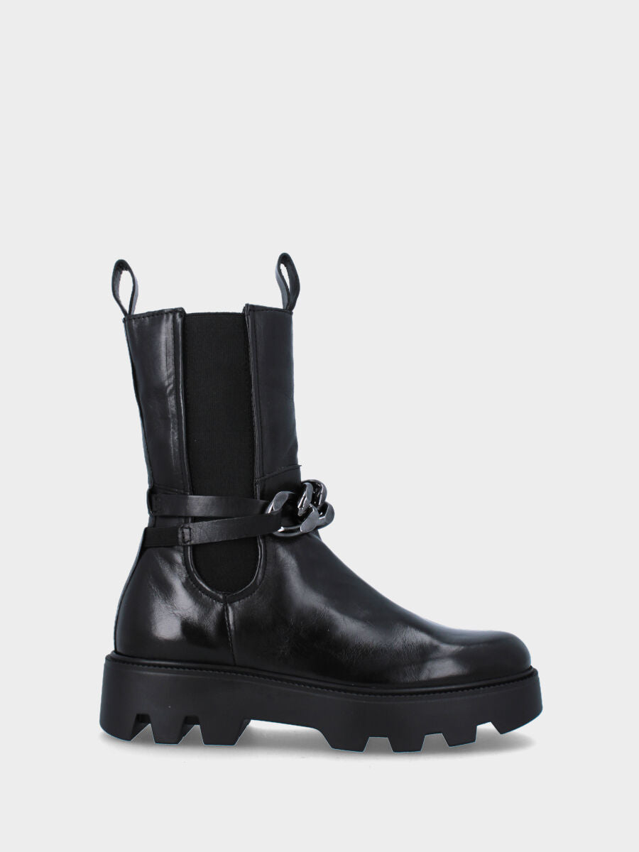 Stivaletto nero in pelle con maxi catena decorativa