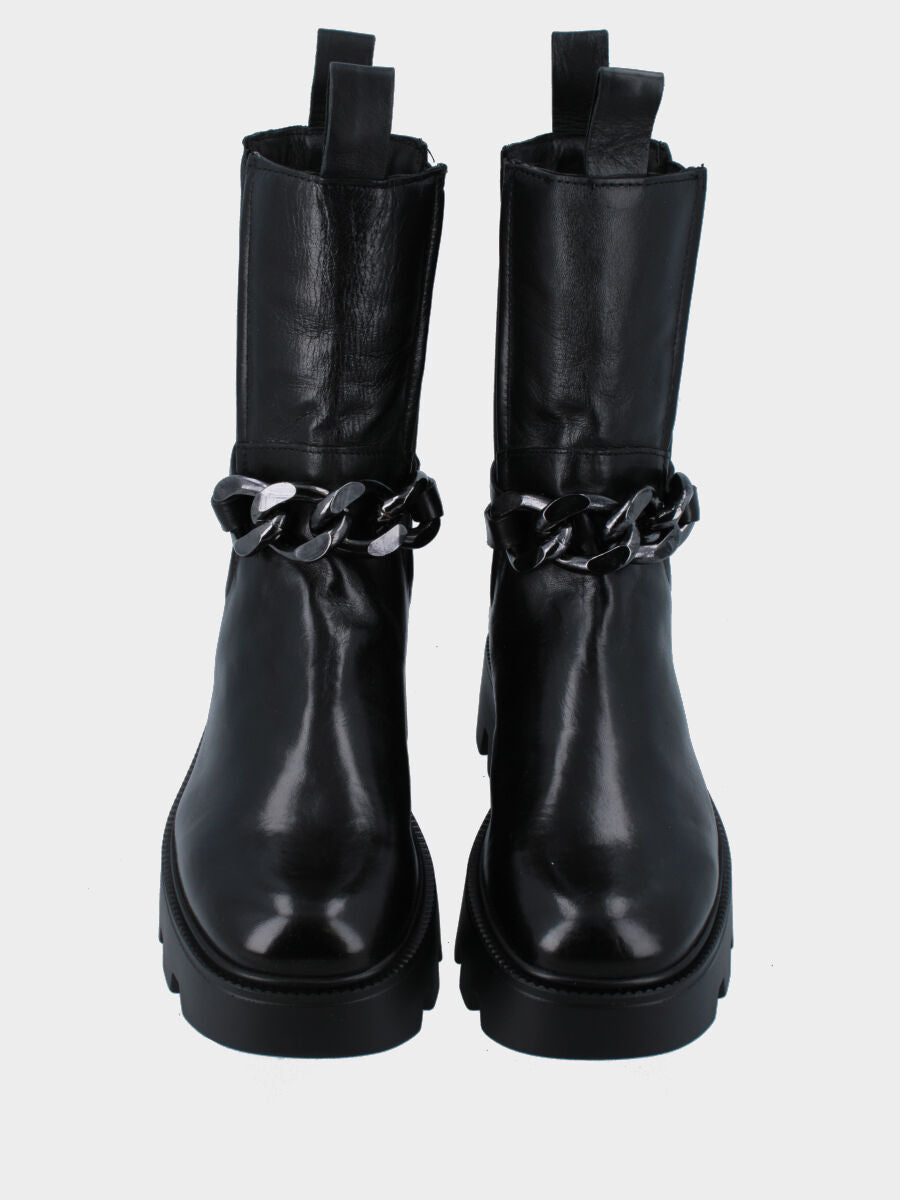 Stivaletto nero in pelle con maxi catena decorativa