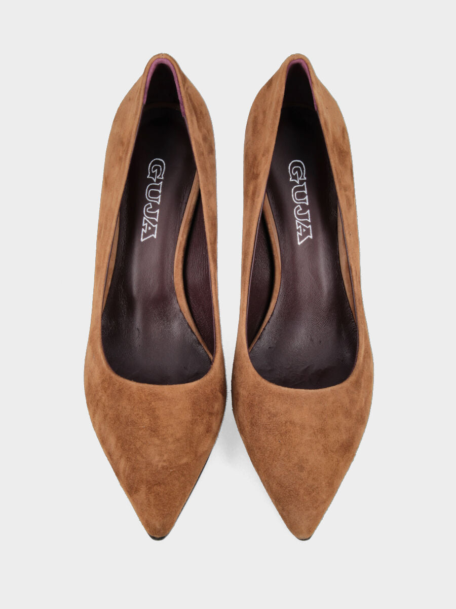 Décolleté marrone in pelle con punta sfilata