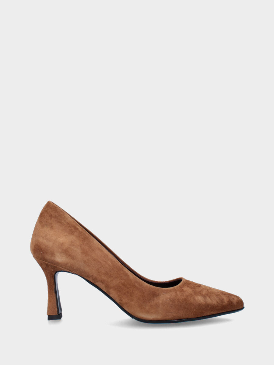 Décolleté marrone in pelle con punta sfilata
