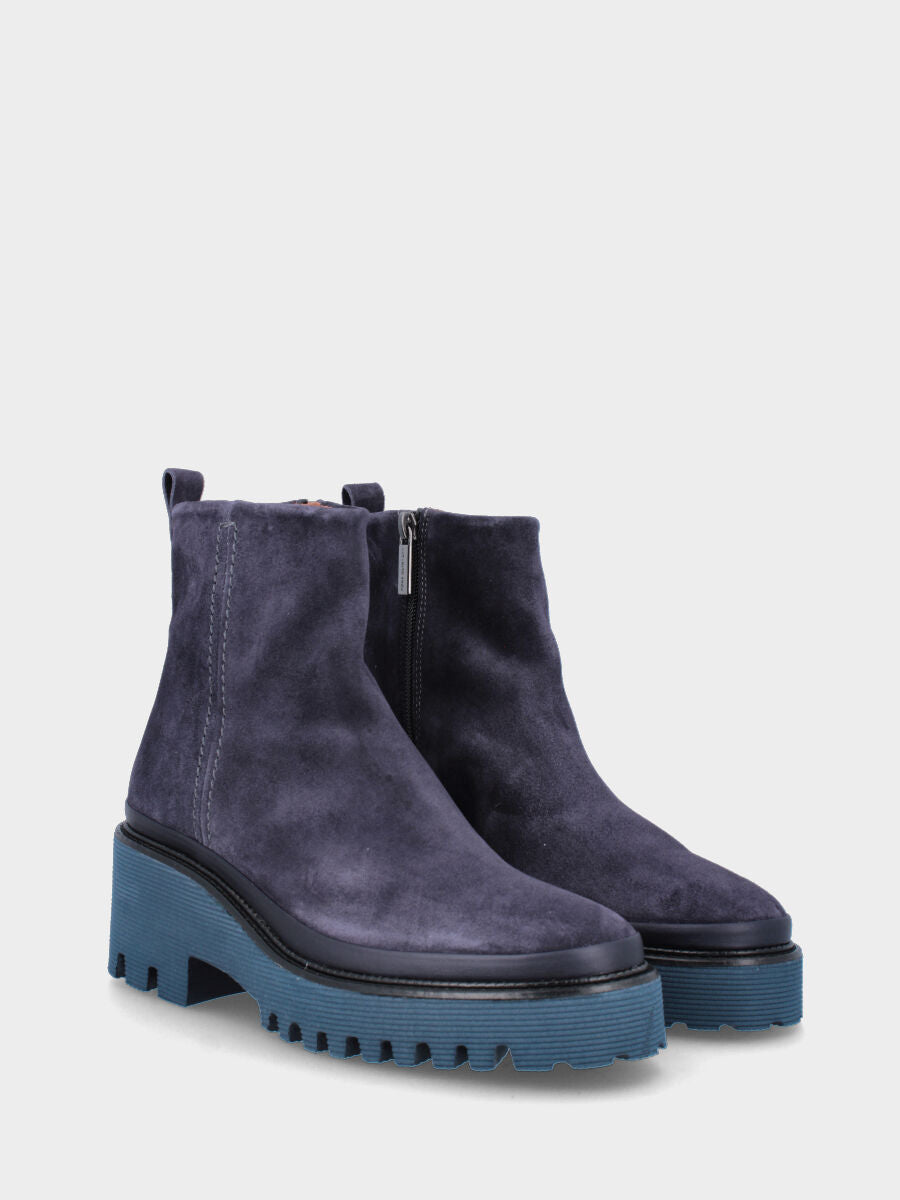 Stivaletto blu in pelle con maxi suola