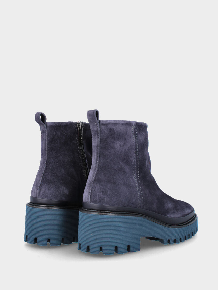 Stivaletto blu in pelle con maxi suola