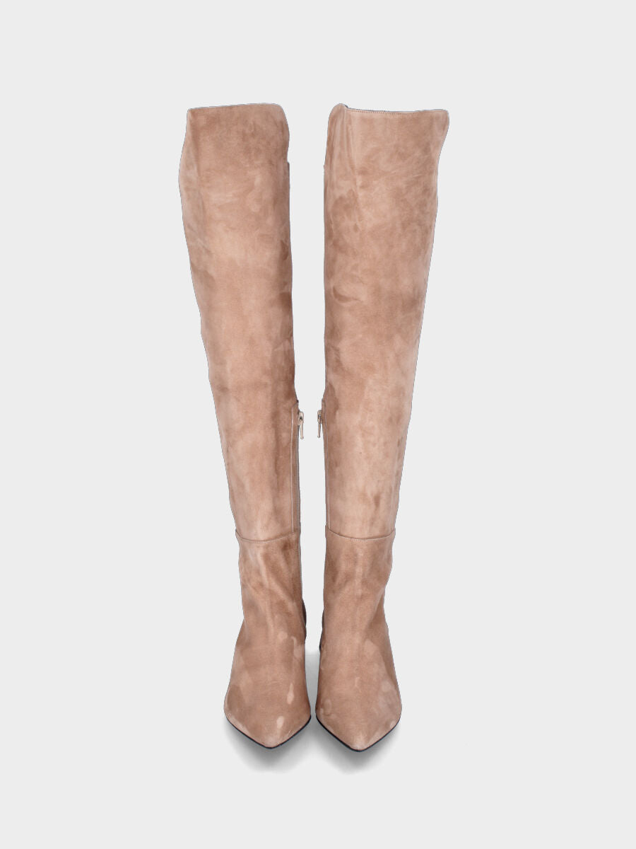 Stivale beige in pelle con punta sfilata e tacco svasato
