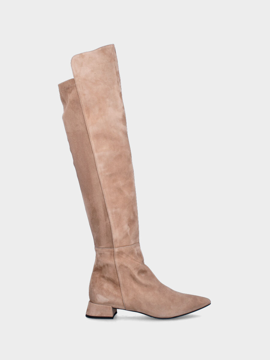 Stivale beige in pelle con punta sfilata e tacco svasato