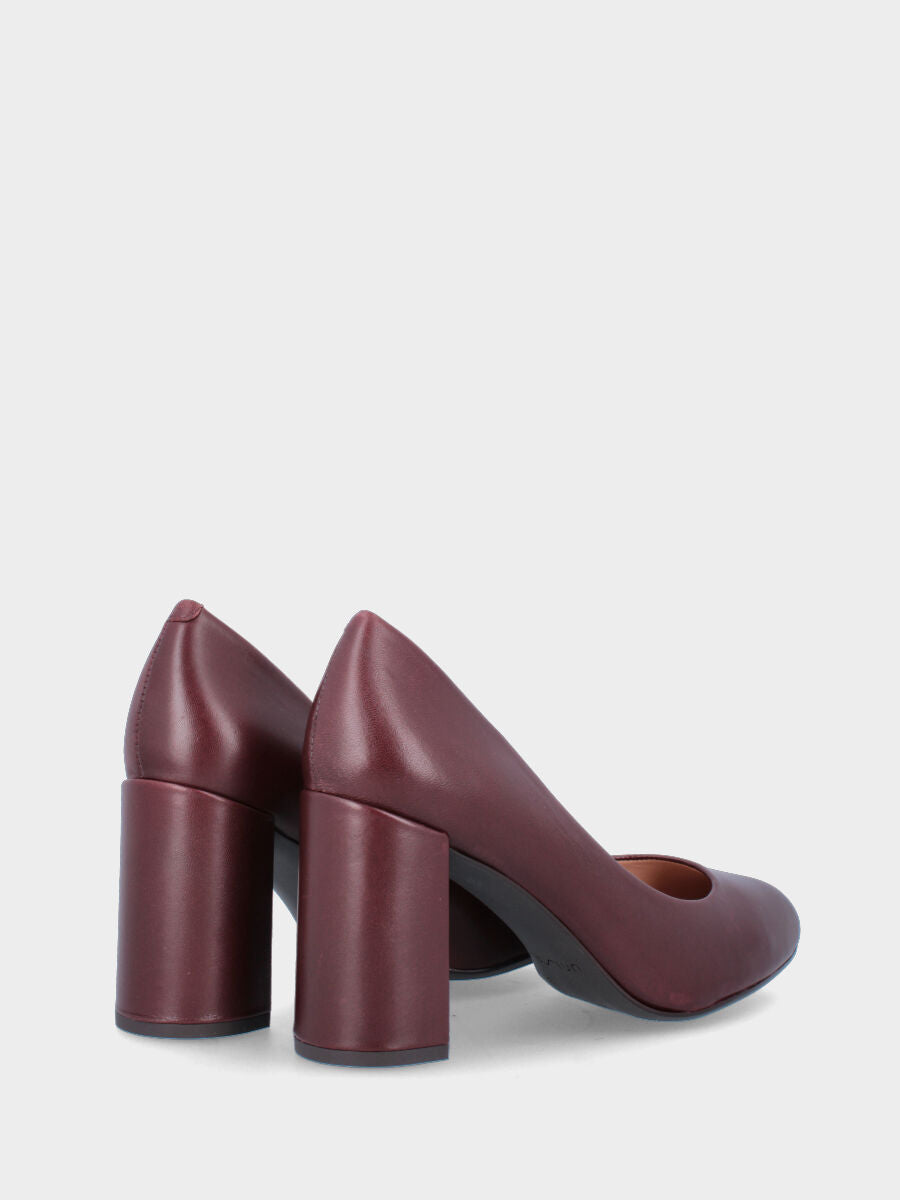 Décolleté rossa in pelle con tacco largo