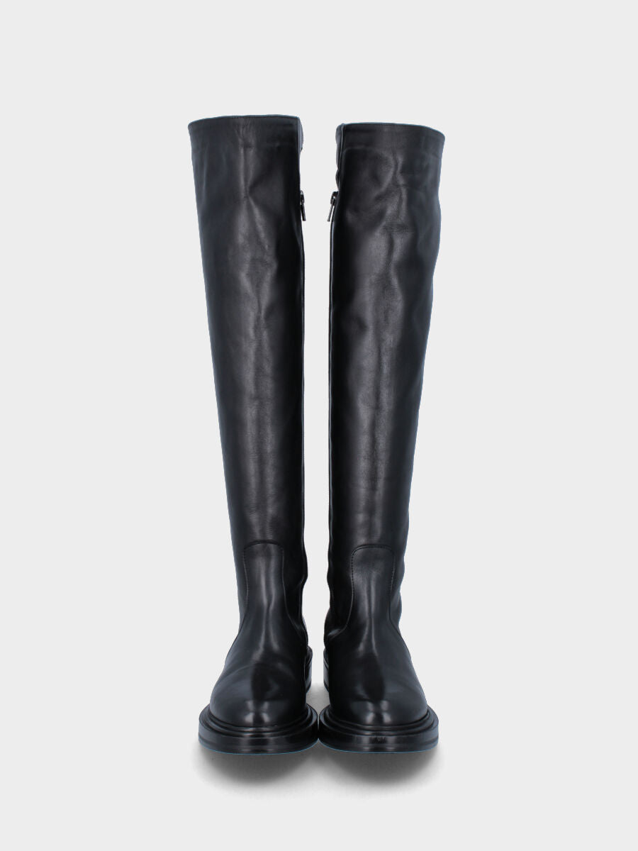 bottes à talon de 20 mm sur monobloc avec plateau de 10 mm, bout rond, tige arrondie en haut, semelle en caoutchouc lisse