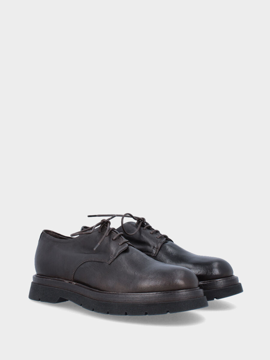 Stringata marrone in pelle modello derby