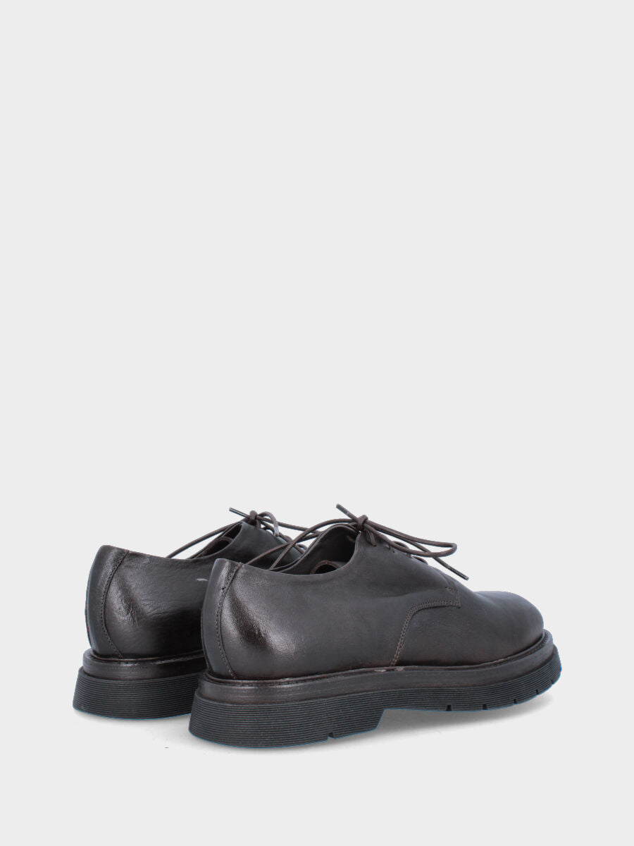 Stringata marrone in pelle modello derby