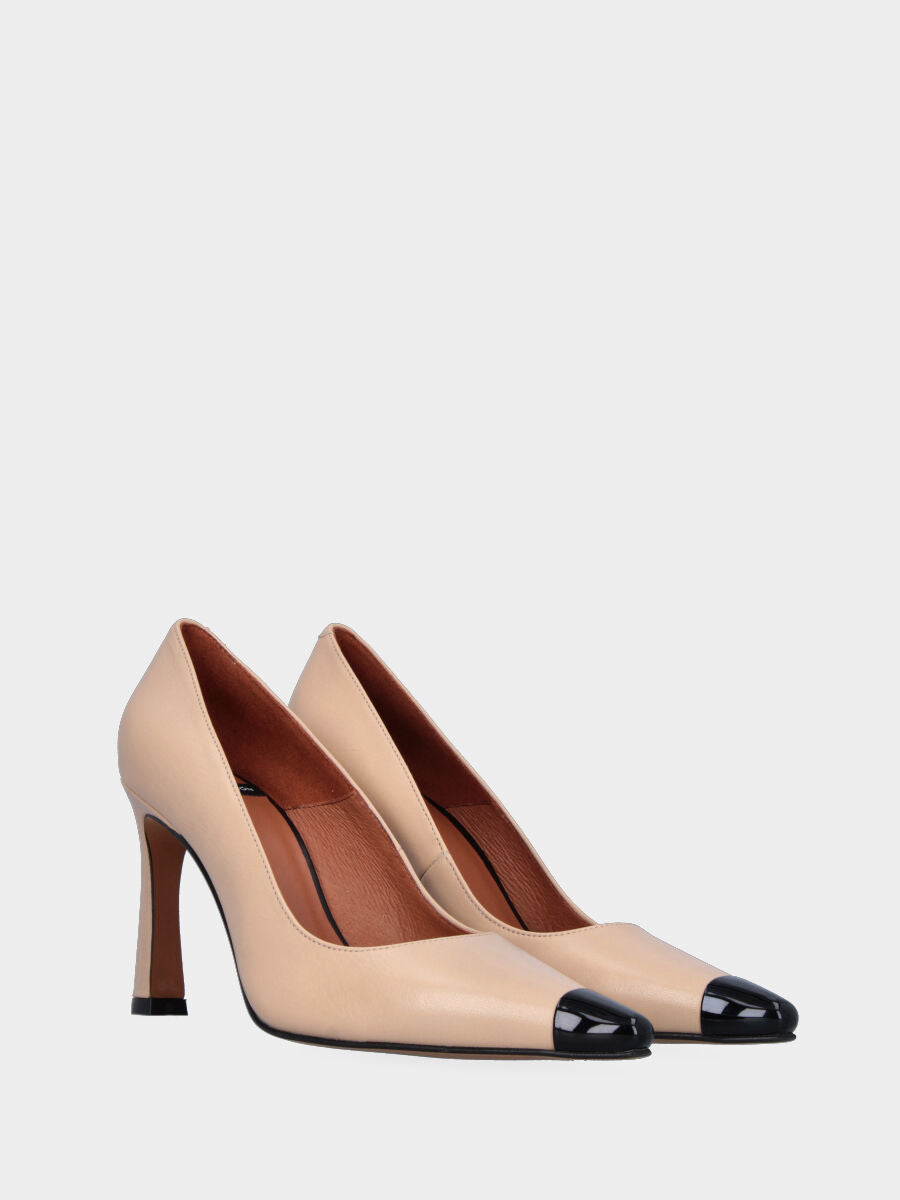 Escarpins beige en cuir avec embout noir