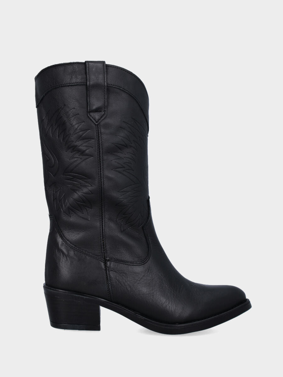 Campero basse noire en cuir avec broderies d'ailes