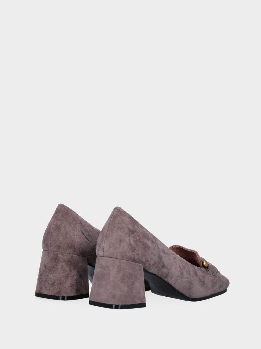 Mocassino grigio in pelle con morsetto e bordatura quadrata