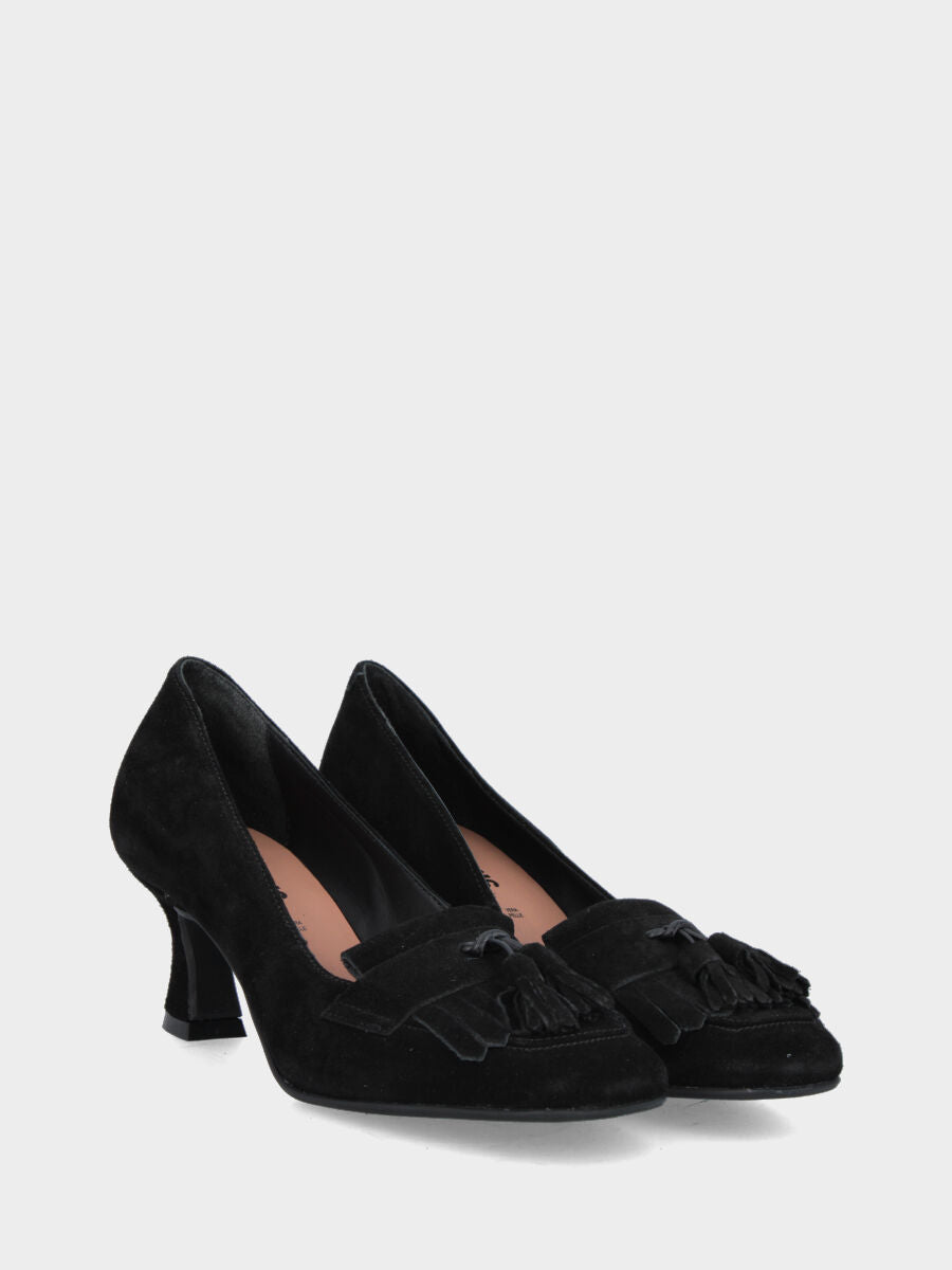 Schwarzer Mokassin aus Leder mit Fransen