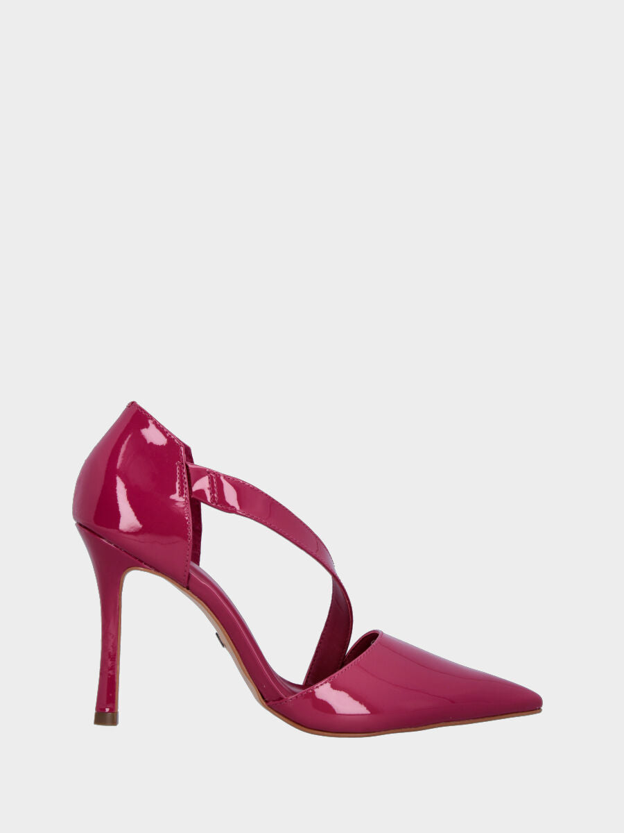 Décolleté fucsia in vernice con fascetta obliqua