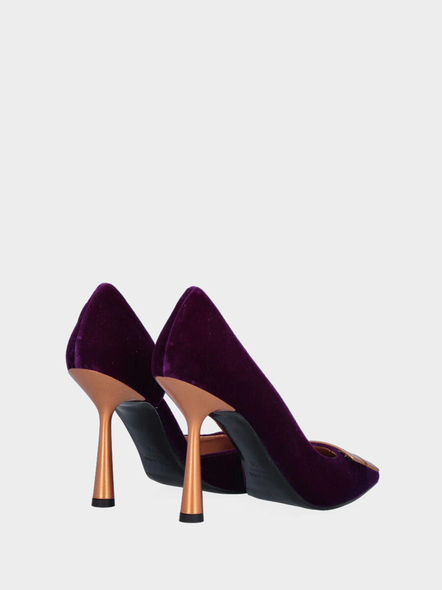 Décolleté violet en velours avec accessoire et talon métallisé or