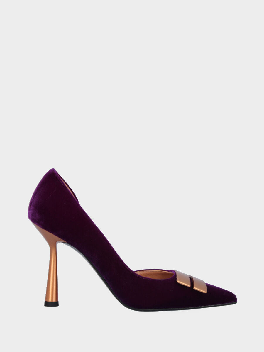 Décolletè viola in velluto con accessorio e tacco metallizzato oro