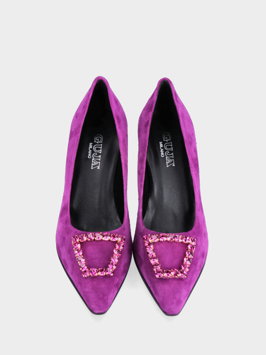 Décolleté fucsia in camoscio con accessorio di cristalli