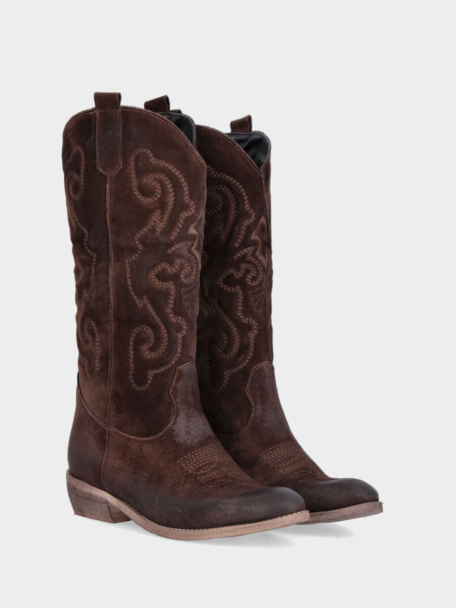 Sandalo monoblocco in vitello rosso con fascia ripiegata