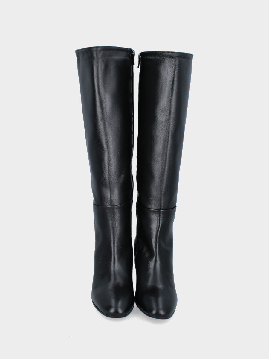 Black leather boot with side and ankle stitching