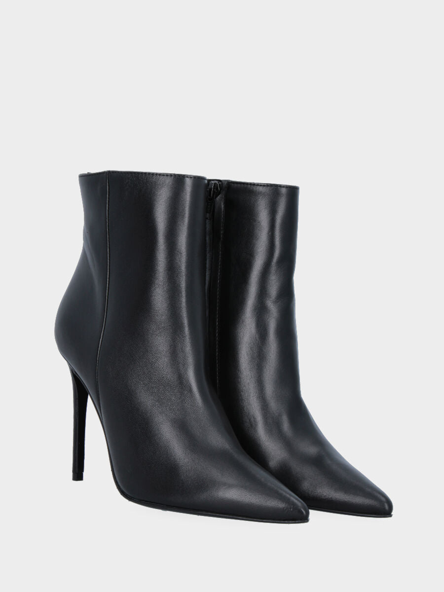 Sandalo monoblocco in vitello rosso con fascia ripiegata
