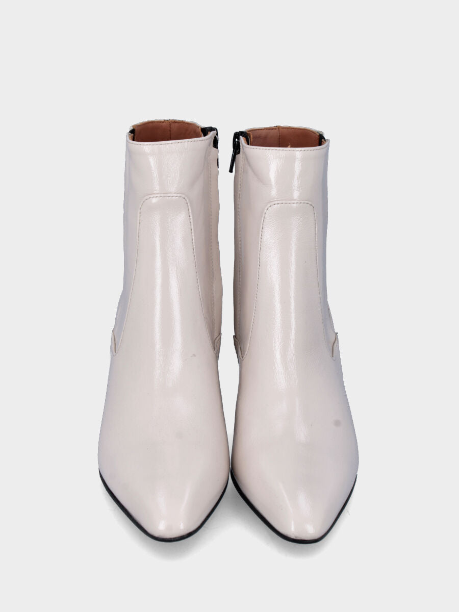 Stivaletto bianco in naplak con elastici laterali coperti