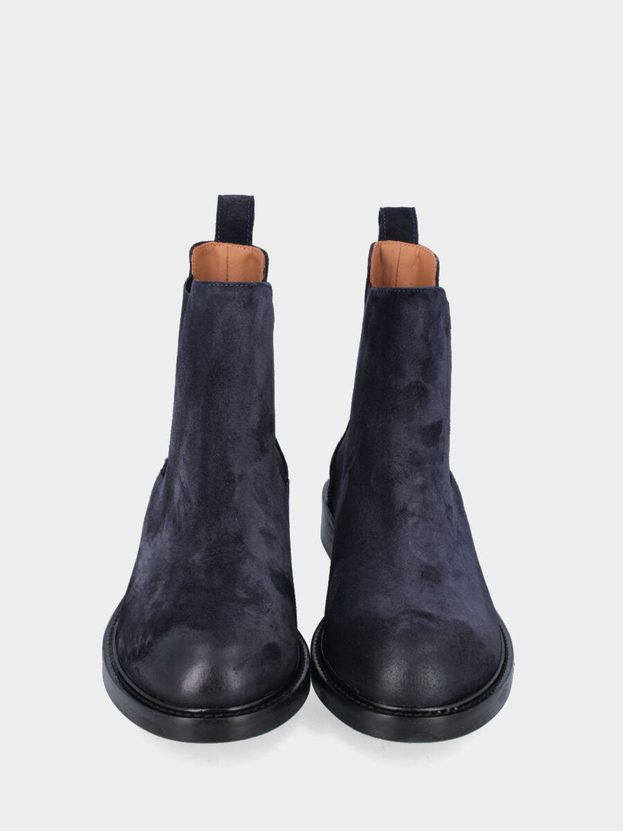 Stivaletto blu in pelle con tomaia liscia effetto brunito