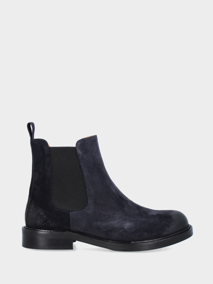 Stivaletto blu in pelle con tomaia liscia effetto brunito