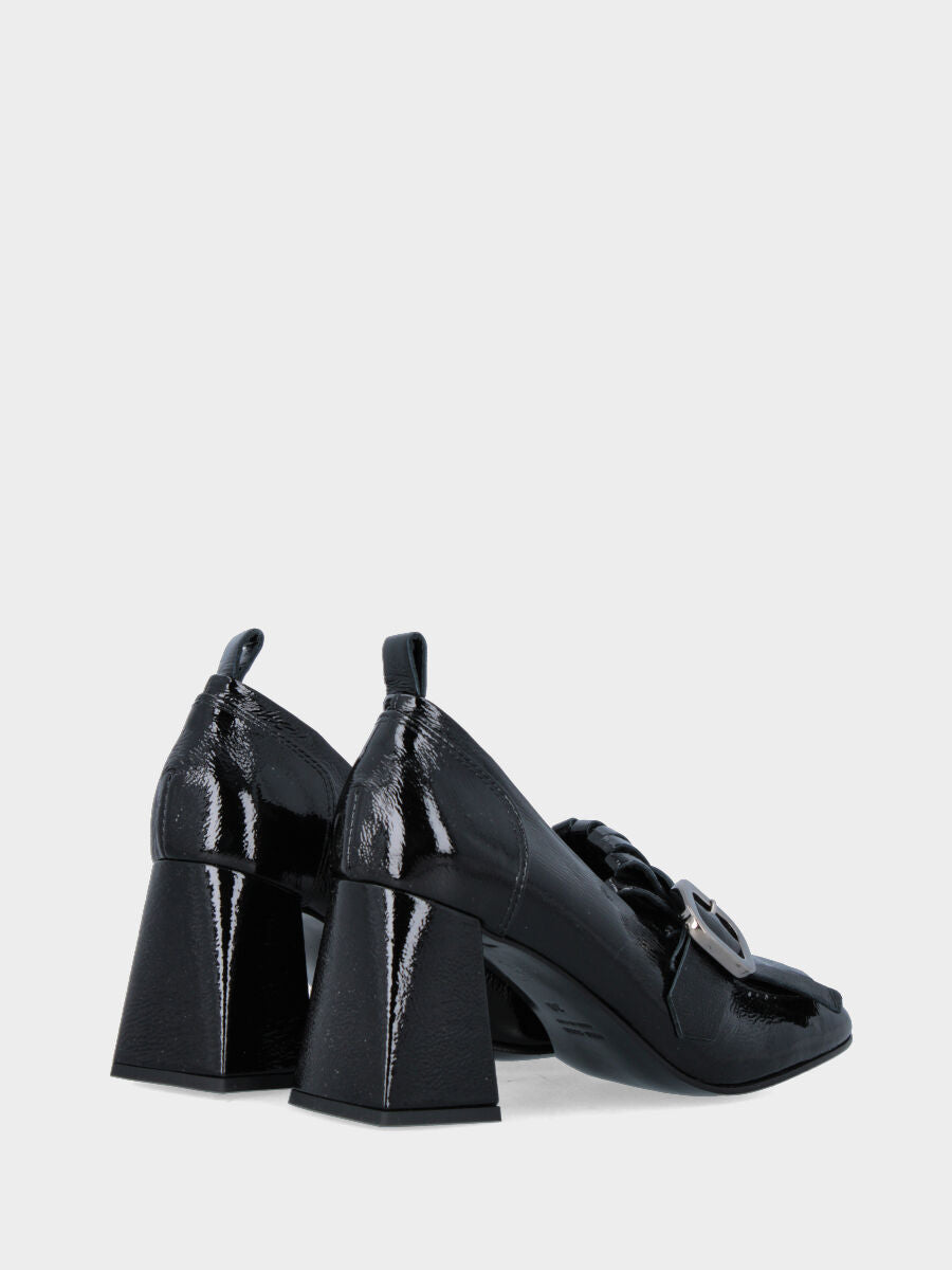 Black naplak moccasin with fringe and buckle