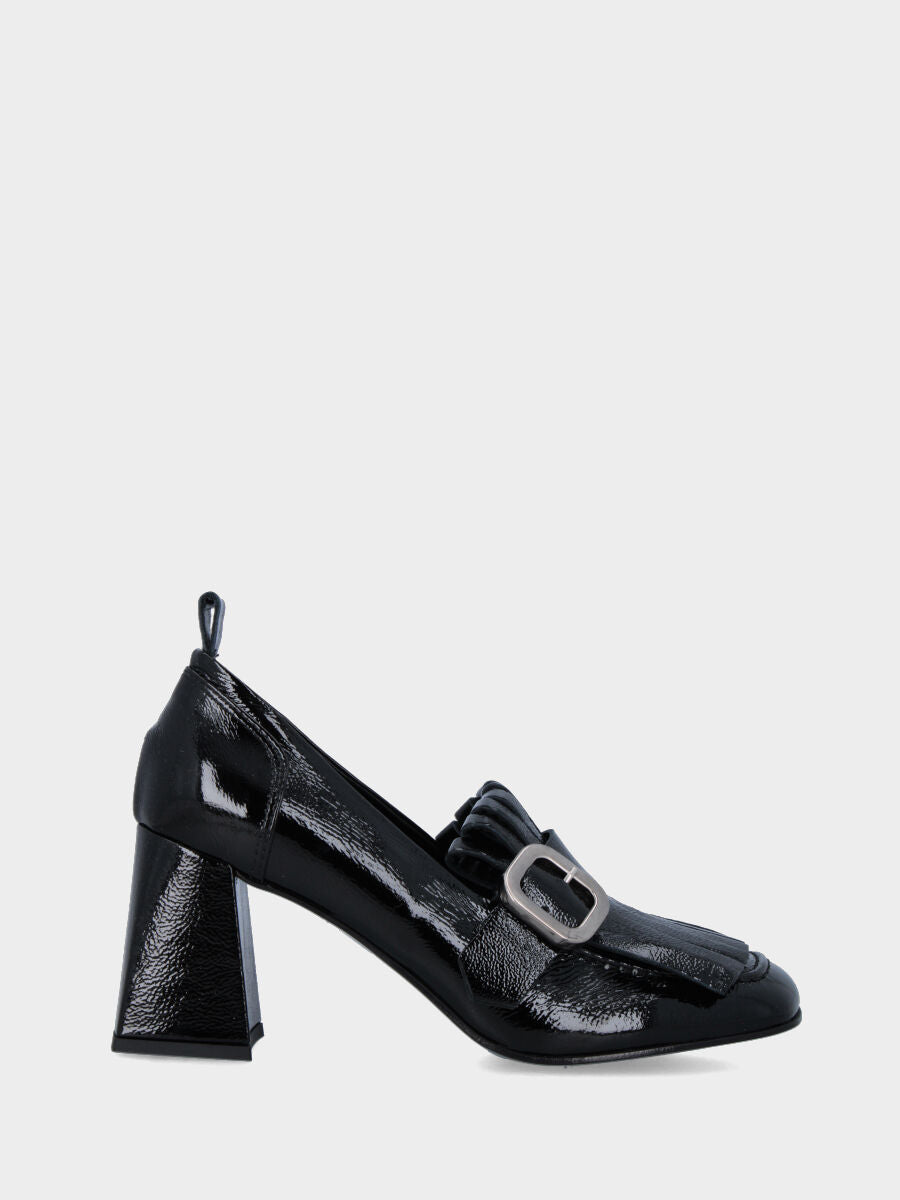 Black naplak moccasin with fringe and buckle